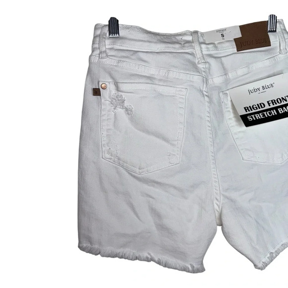 NWT JUDY BLUE High Rise Rigid Magic Cutoff Shorts in White Size Small - Picture 8 of 16